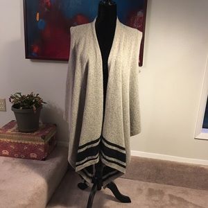 Get your boho on with this chic long wool vest!